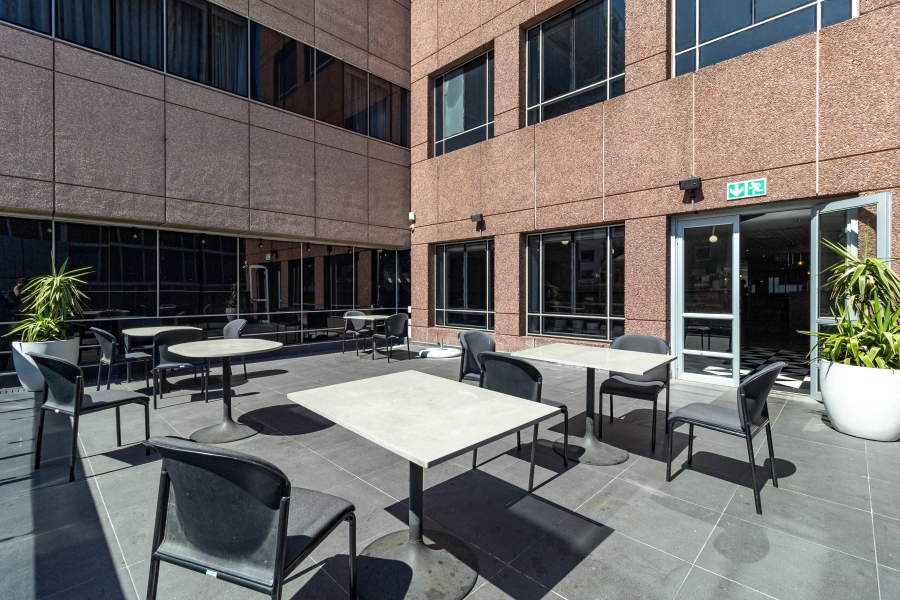 1 Bedroom Property for Sale in Cape Town City Centre Western Cape